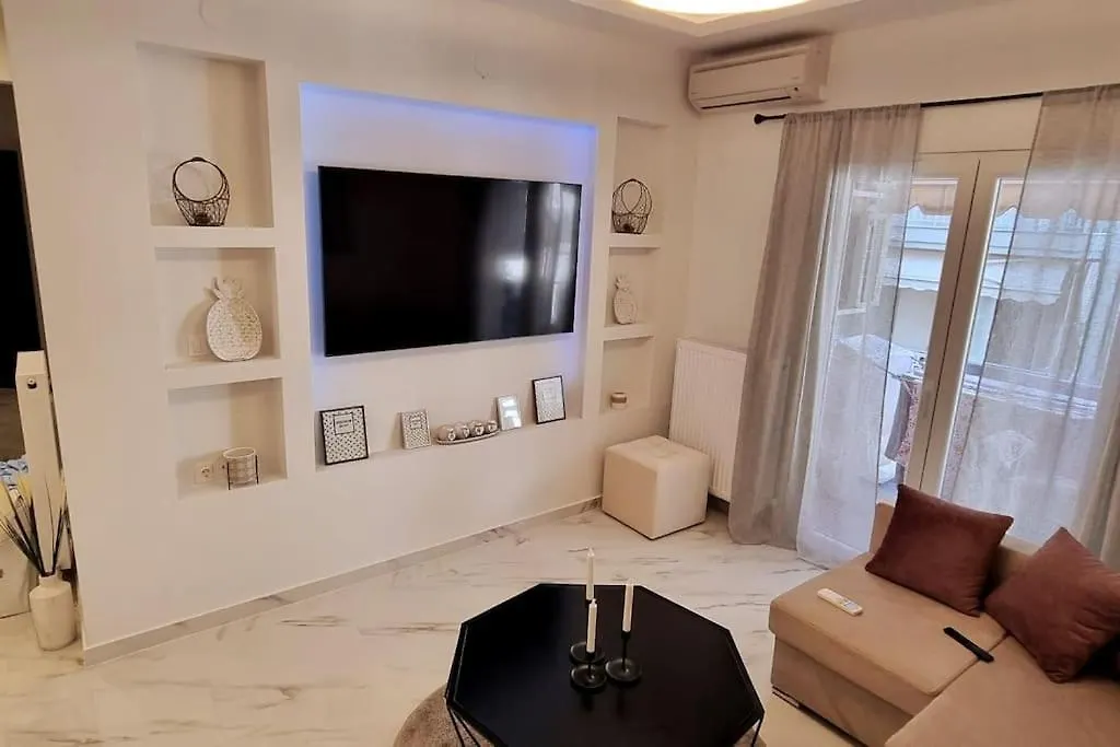 Luxurious Apartment In The Heart Of Thessaloniki