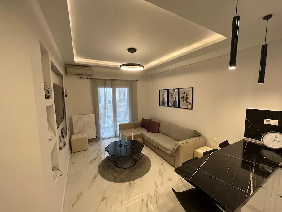 Luxurious Apartment In The Heart Of テッサロニキ 0*,  ギリシャ